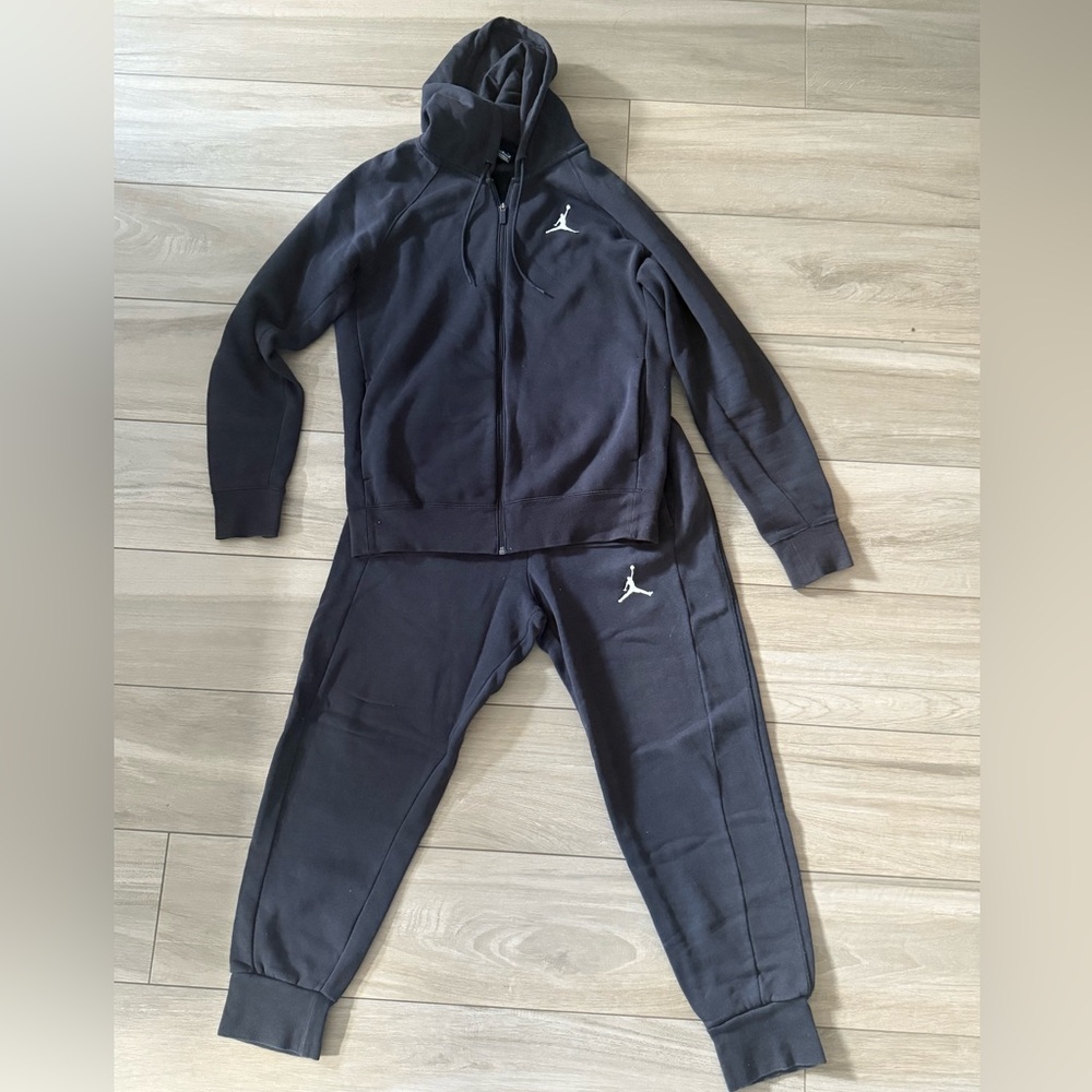 Jordan Black Jumpman Hoodie & Sweatpants Set